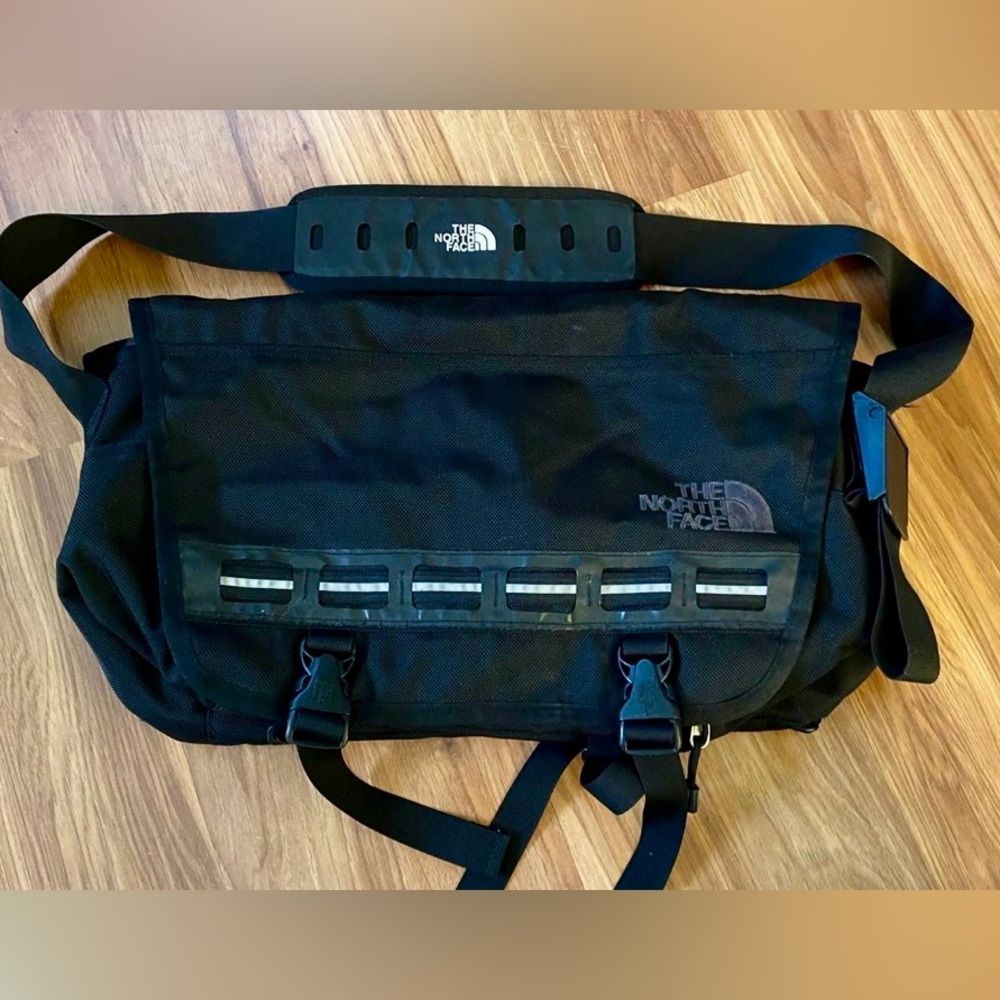 The North Face Messenger Laptop Bag